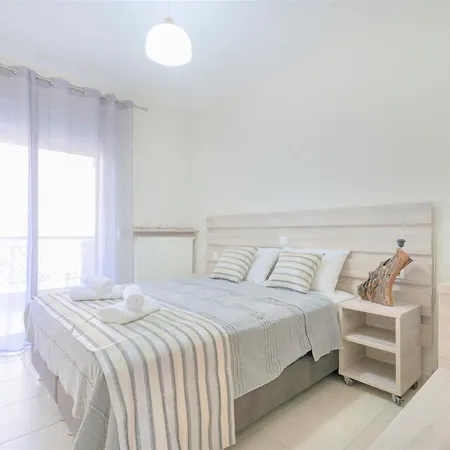 Family Apartment *